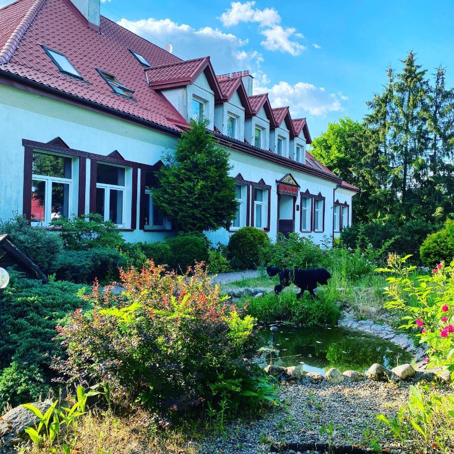 Goscinec Pod Lipami Bed & Breakfast Kruszyniany Exterior photo